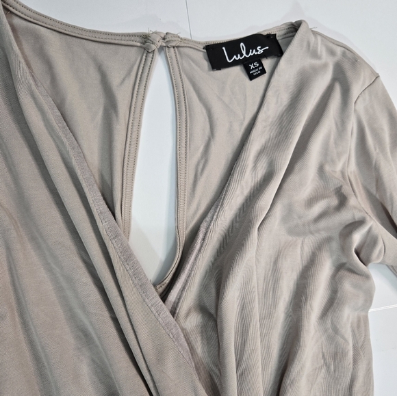 Lulus Beige Long Sleeve Bodysuit -Size XS - Picture 2 of 7